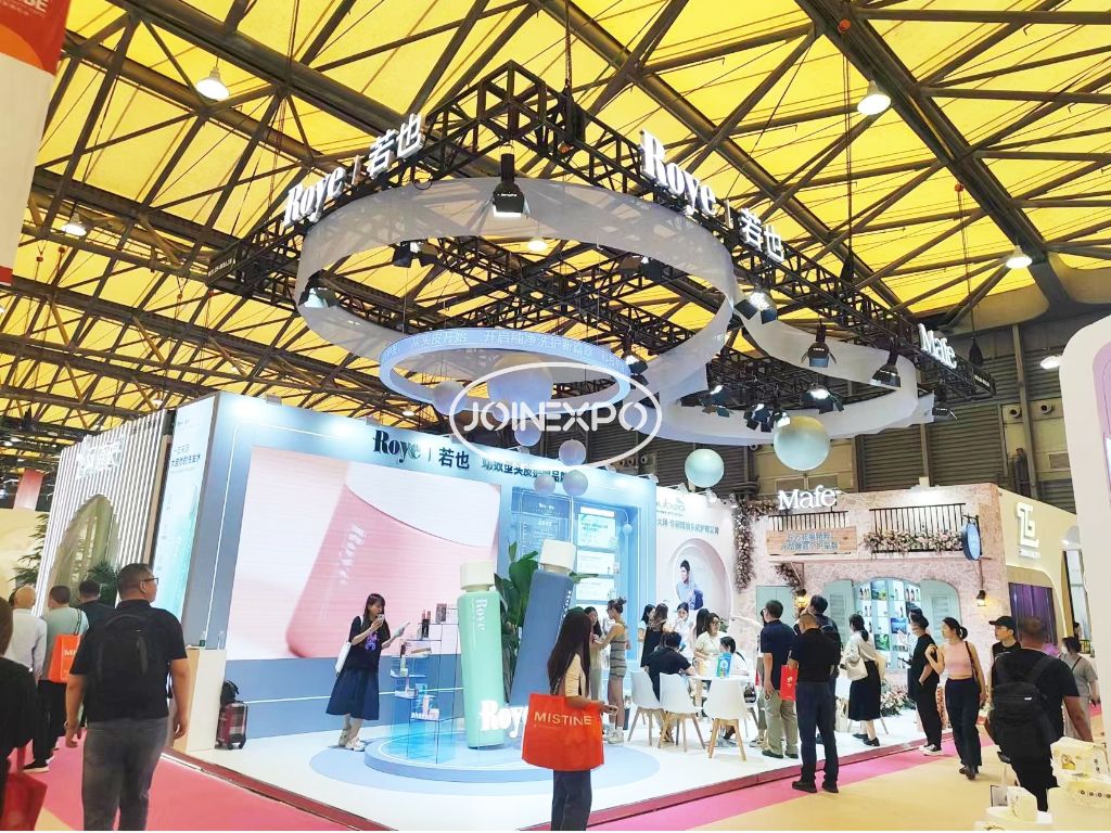 上海展台设计搭建案例 | 猫尔科技在美博会上推出新品牌