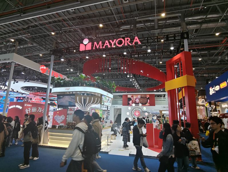 全球物联网展科技感展台设计