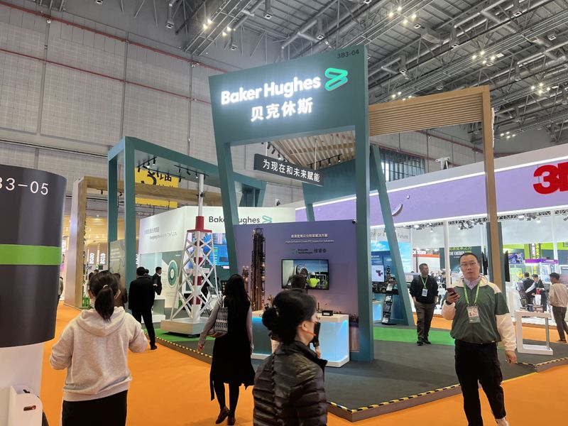 意大利跨境玩具展互动型展台搭建现场